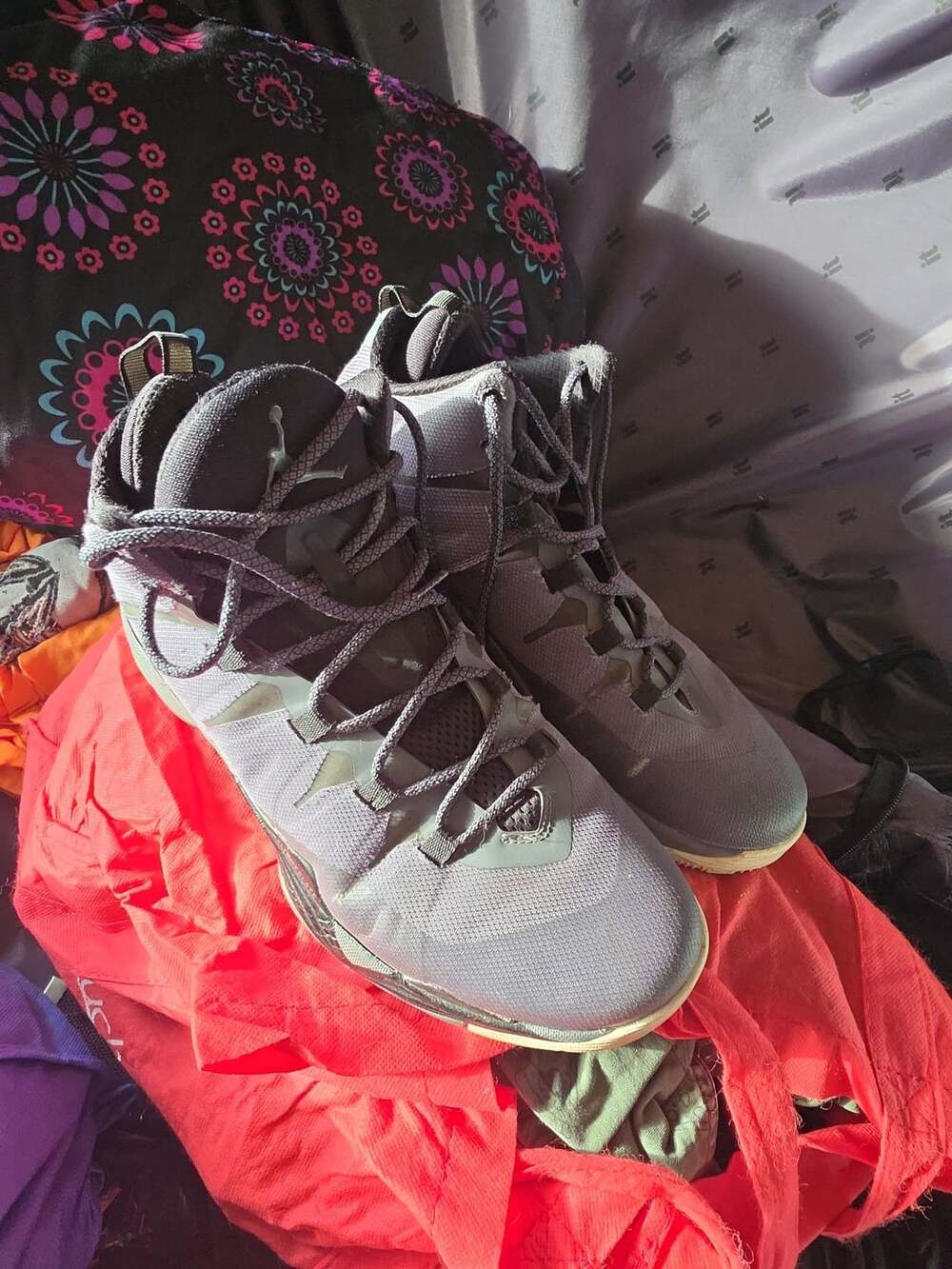 Jordan Super.Fly 2 Size 10.5 Gray Basketball Shoes 599945-006